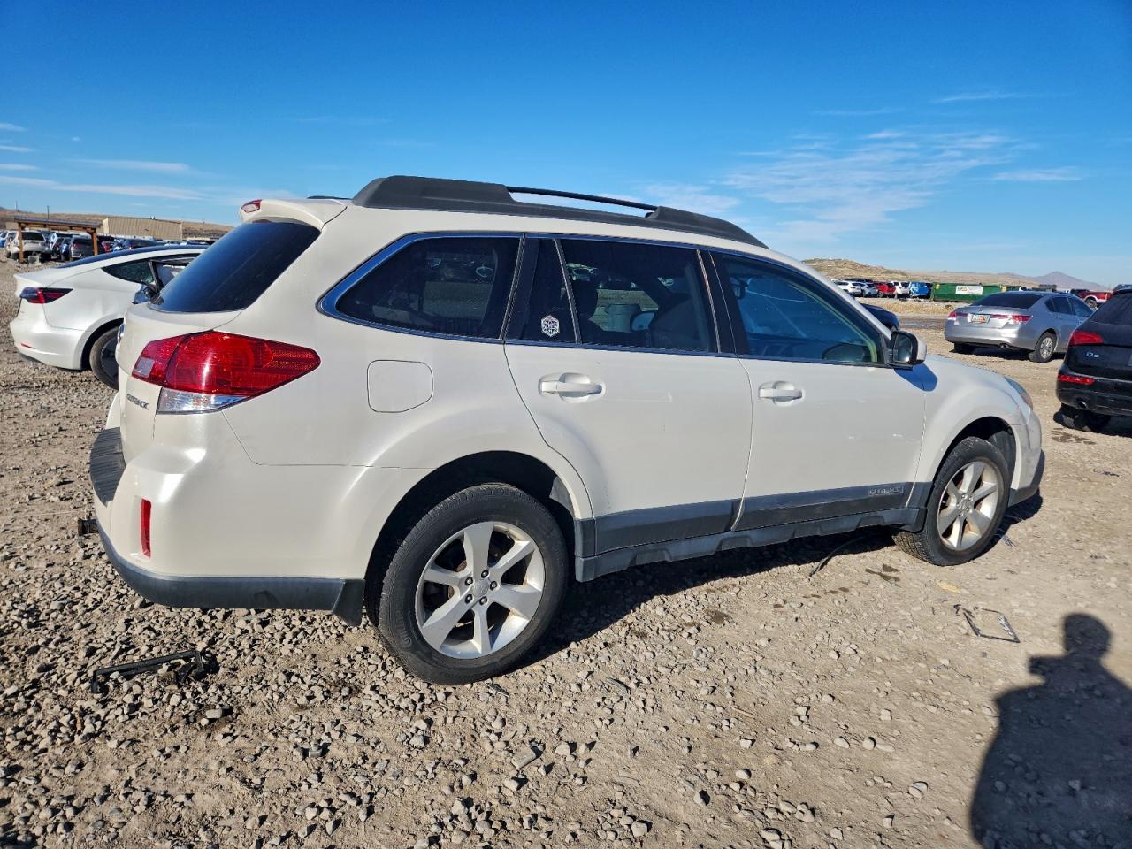 Lot #3316005772 2013 SUBARU OUTBACK 2.