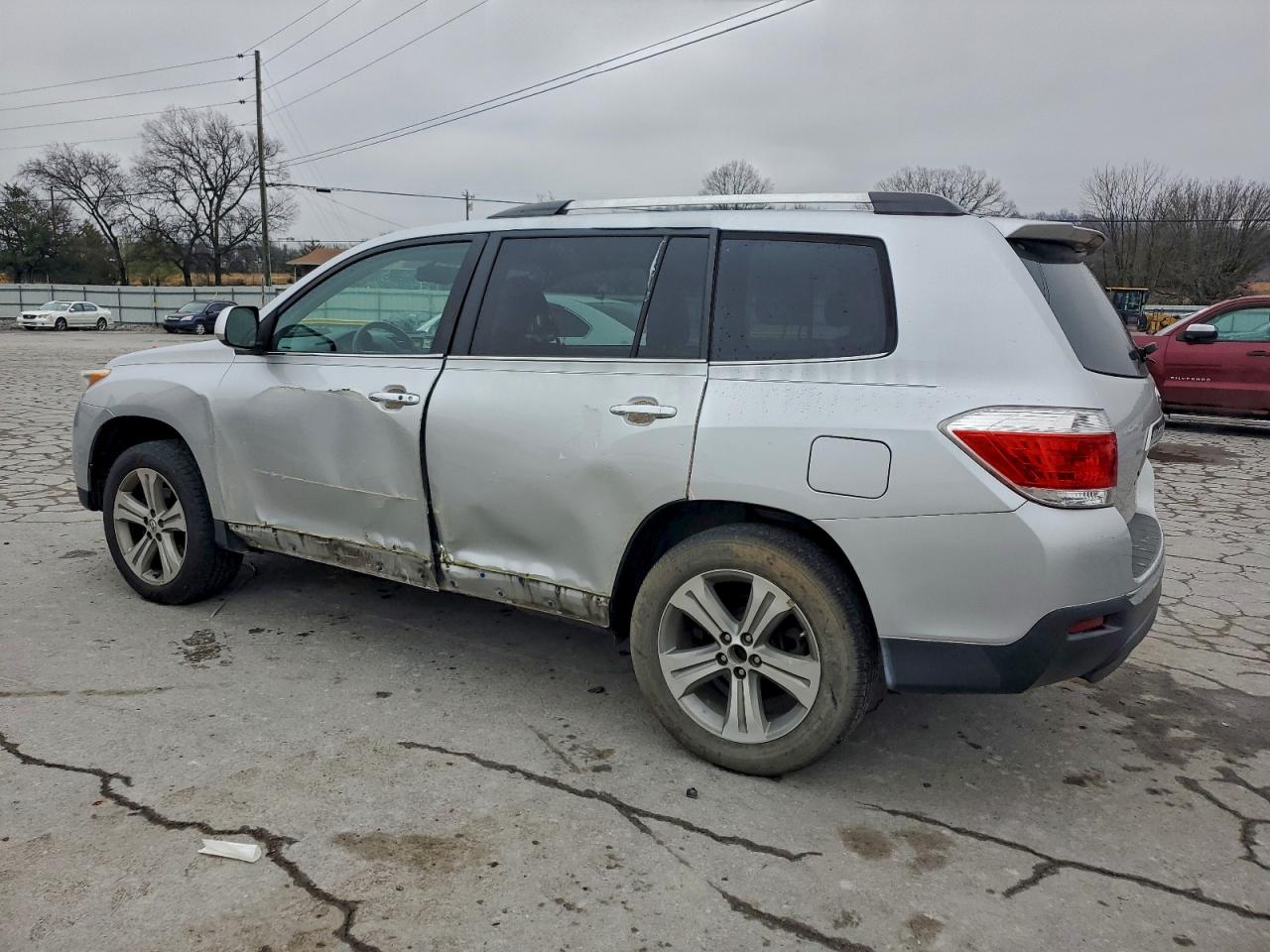 TOYOTA HIGHLANDER LIMITED