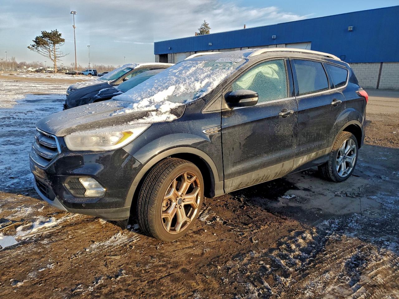 FORD ESCAPE TITANIUM