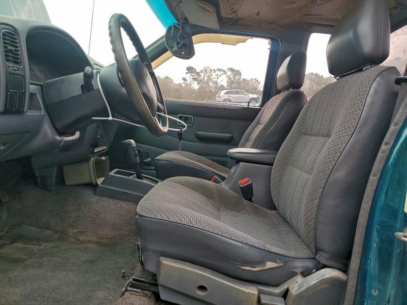 1996 NISSAN TRUCK KING #3304635970