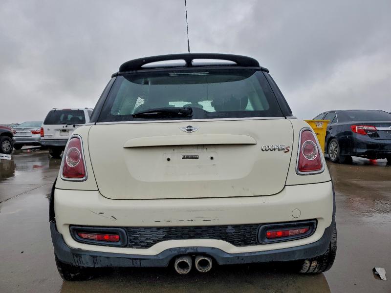 2013 MINI COOPER S #3301693644
