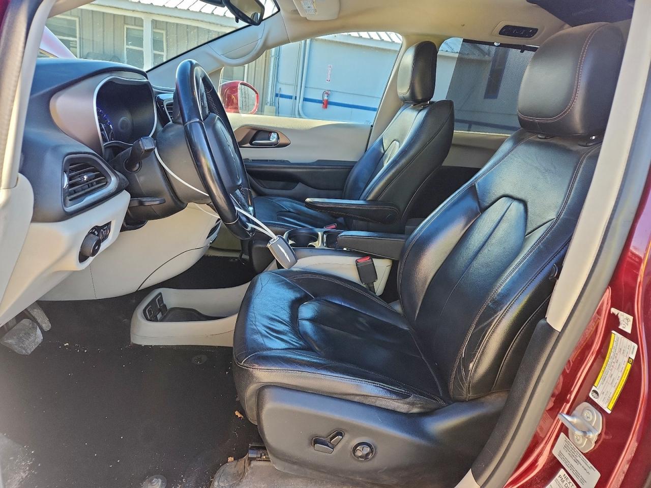 CHRYSLER PACIFICA TOURING L