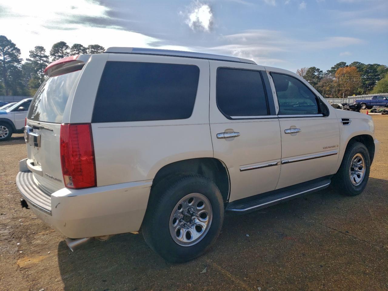 Lot #3316708402 2009 CADILLAC ESCALADE