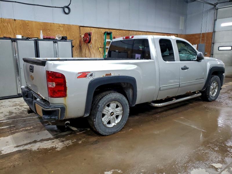 2010 CHEVROLET SILVERADO #3302439728