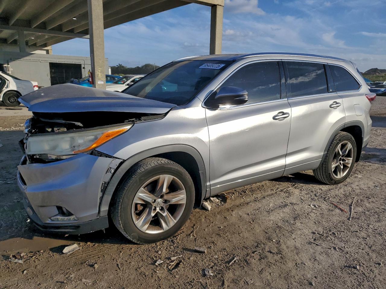 TOYOTA HIGHLANDER LIMITED