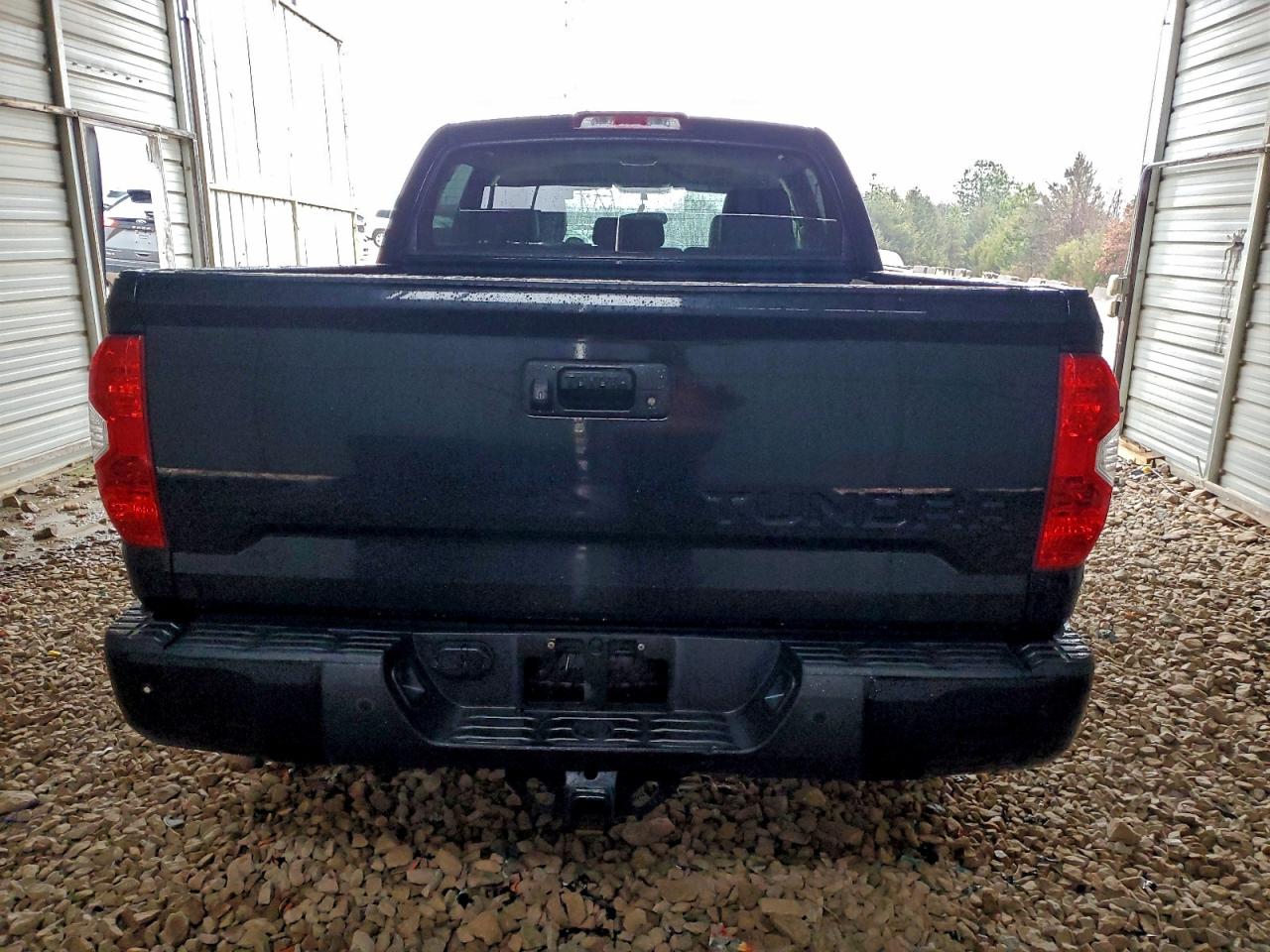 TOYOTA TUNDRA CREWMAX LIMITED