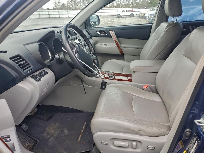 2013 TOYOTA HIGHLANDER #3304779947