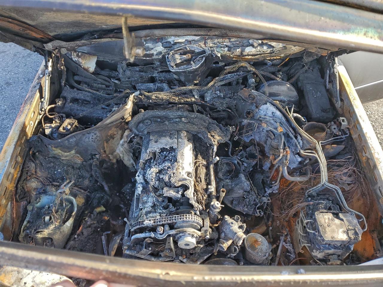 Lot #3315929107 1995 MERCEDES-BENZ E 320 BASE