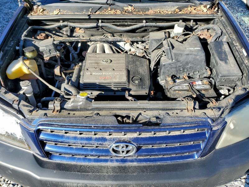 2003 TOYOTA HIGHLANDER #3301622655