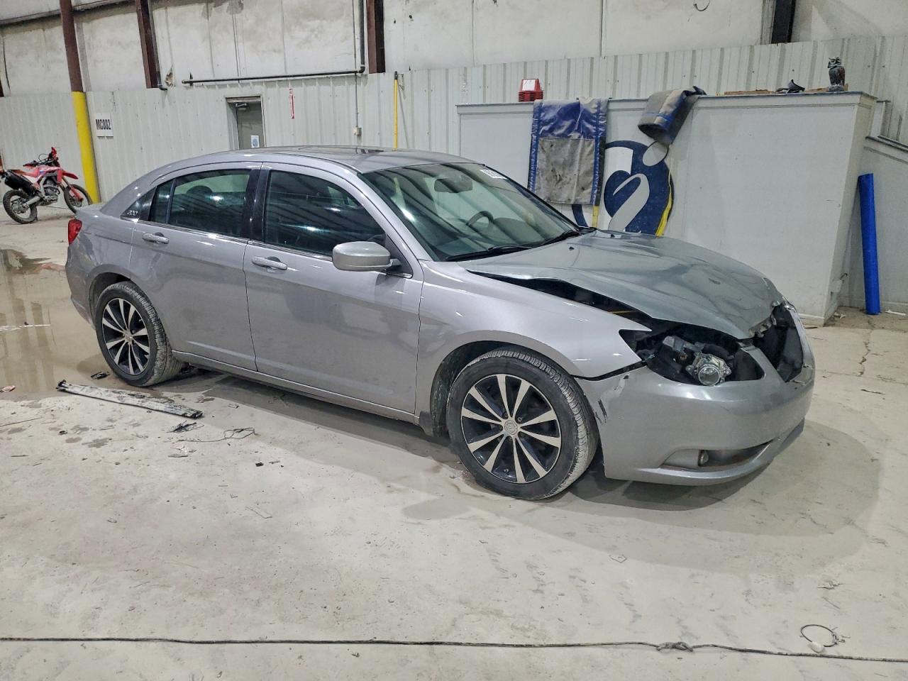 CHRYSLER 200 LIMITED