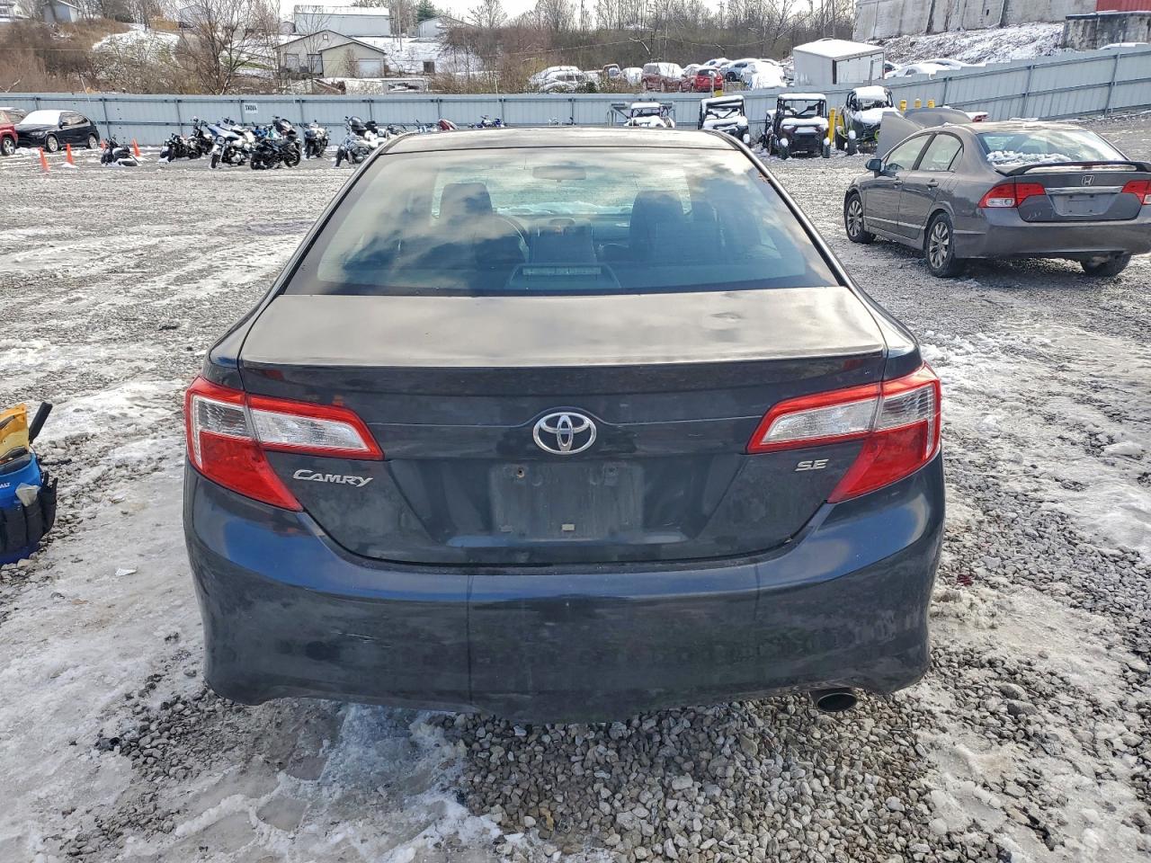 TOYOTA CAMRY L