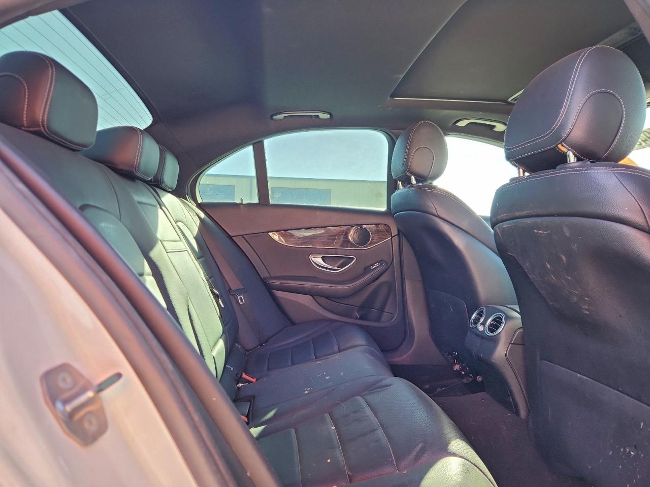 MERCEDES-BENZ C-CLASS 300