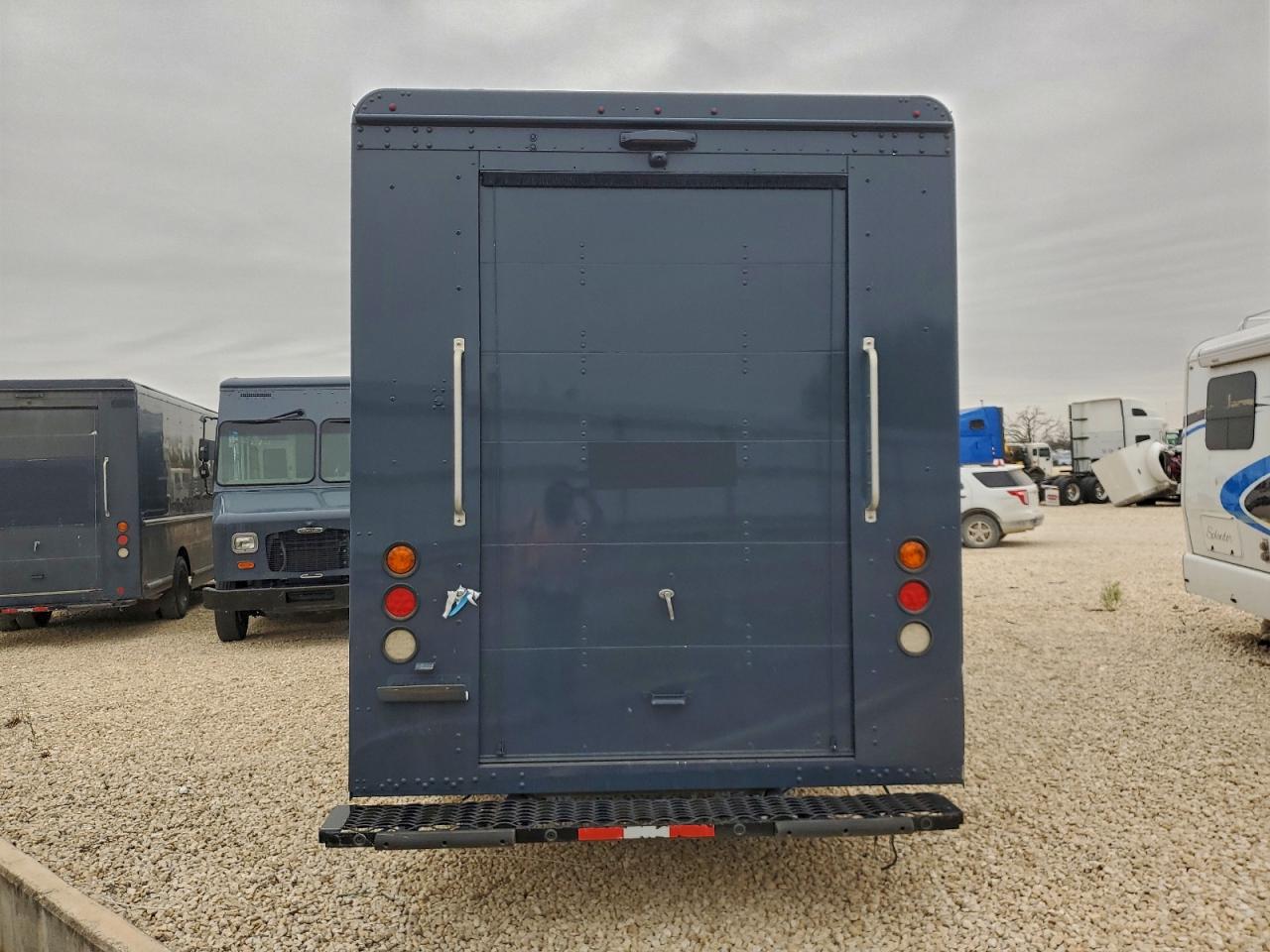 Lot #3311664223 2021 FREIGHTLINER MT45