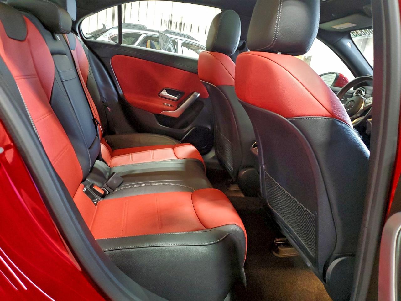 MERCEDES-BENZ A-CLASS 220 4MATIC