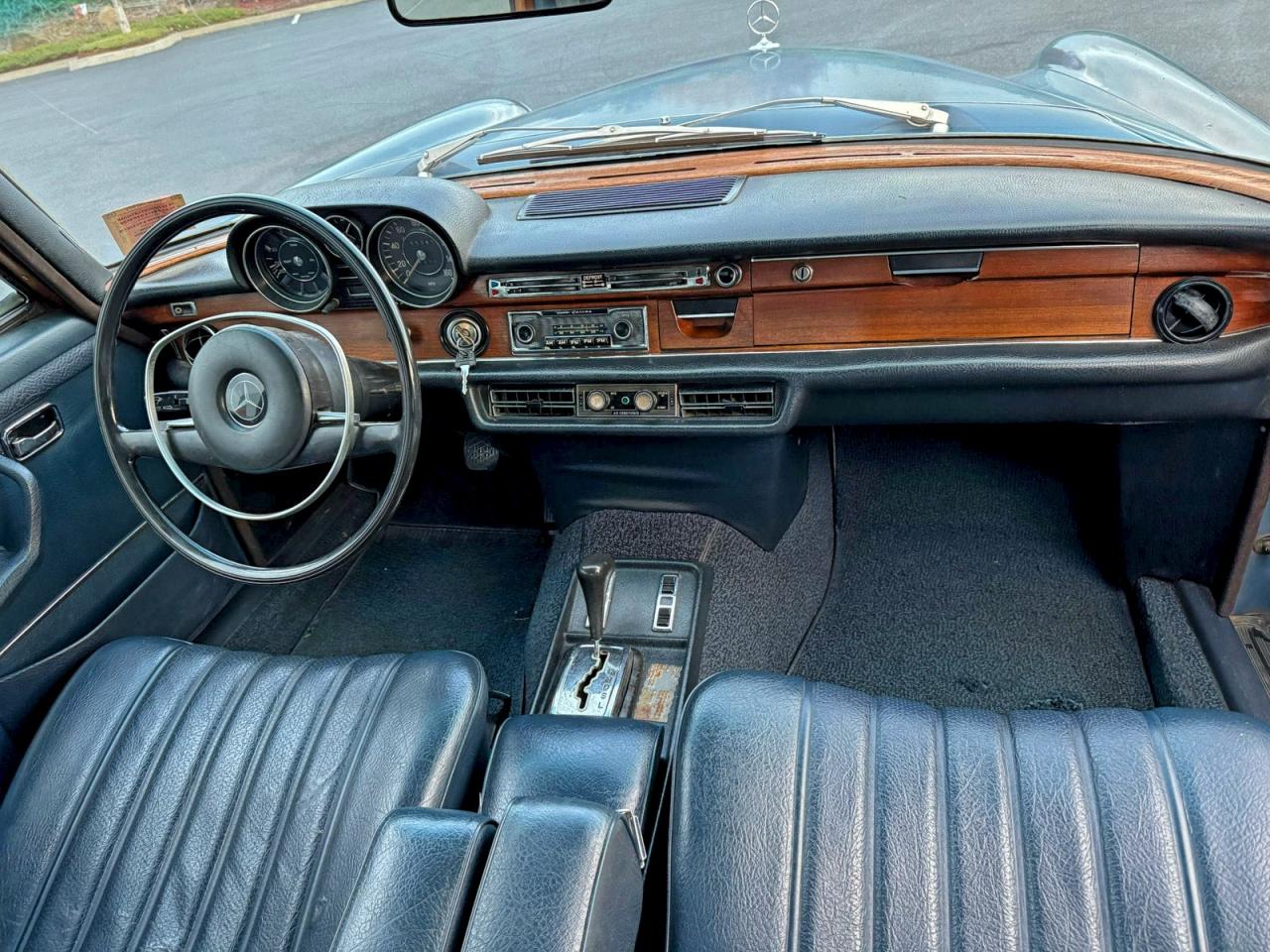 Lot #3305289308 1972 MERCEDES-BENZ 280 SE