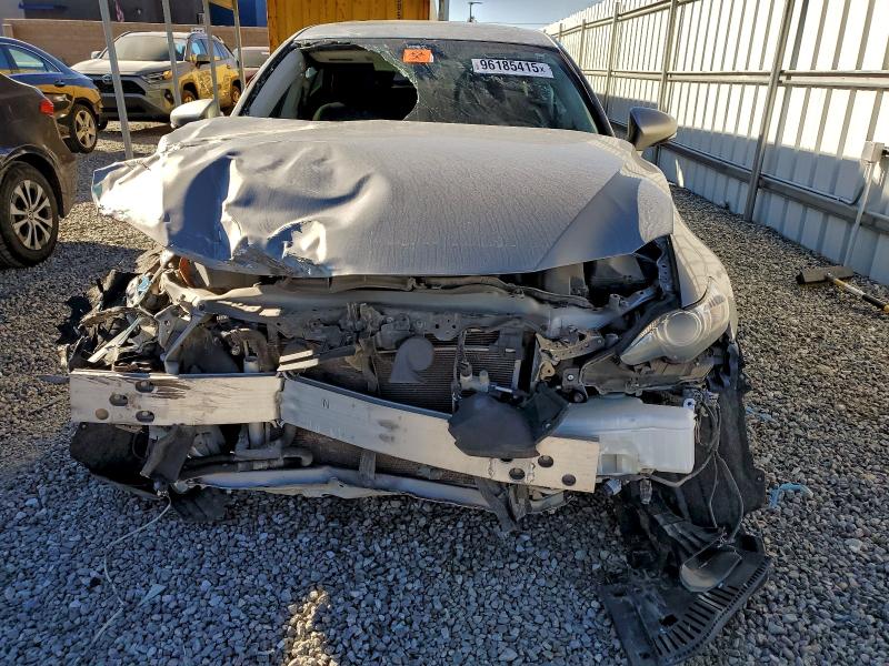 2016 LEXUS IS 200T #3317995950