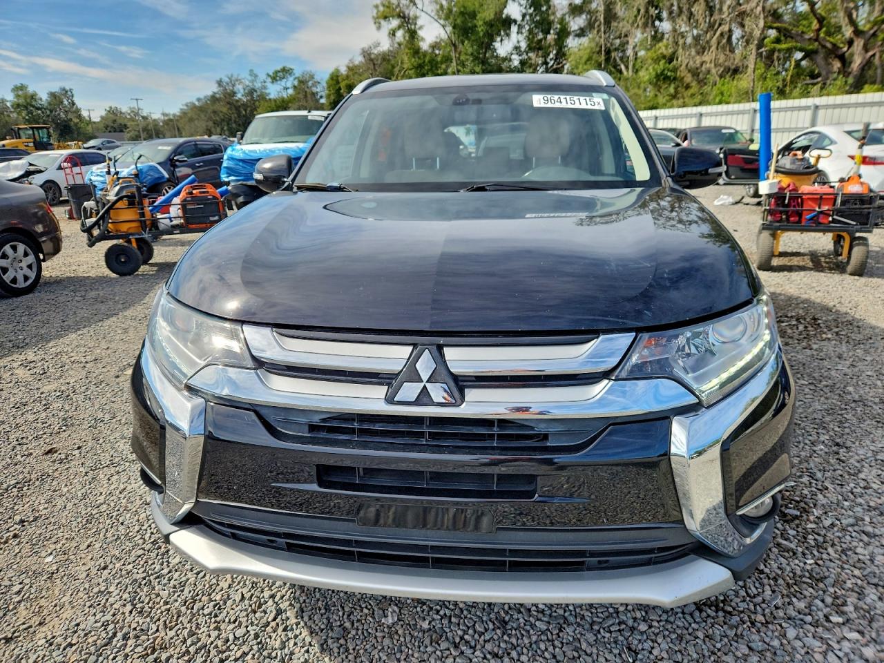 Lot #3315892137 2017 MITSUBISHI OUTLANDER