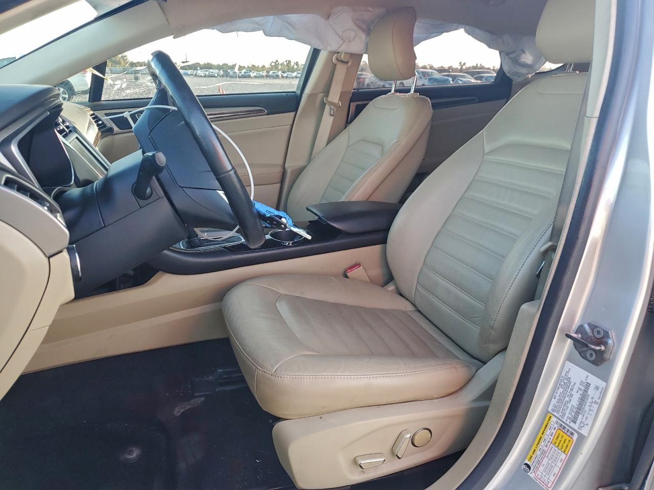 FORD FUSION SE HYBRID