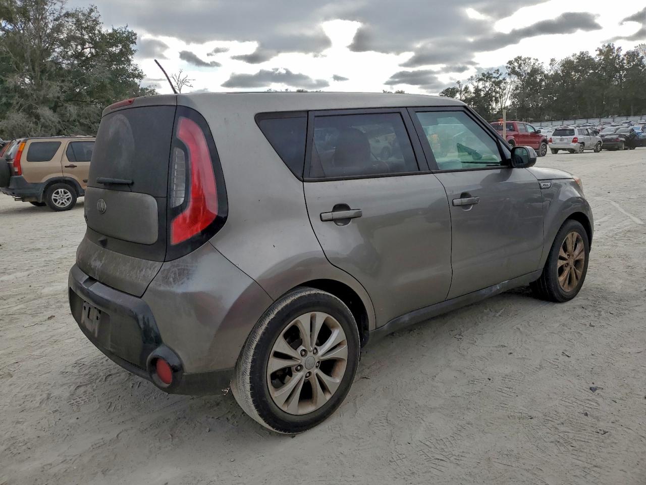 KIA SOUL +