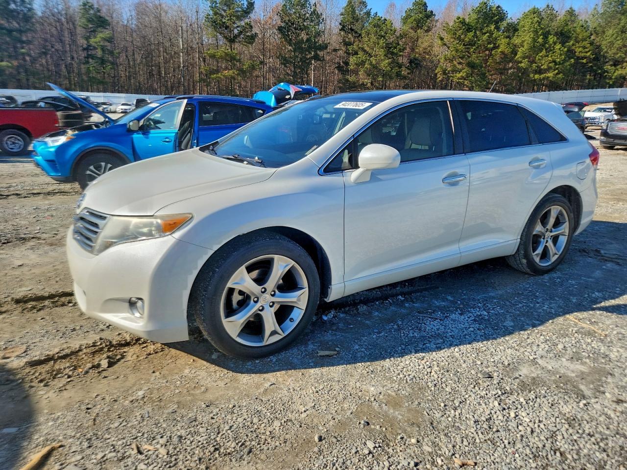 TOYOTA VENZA LE