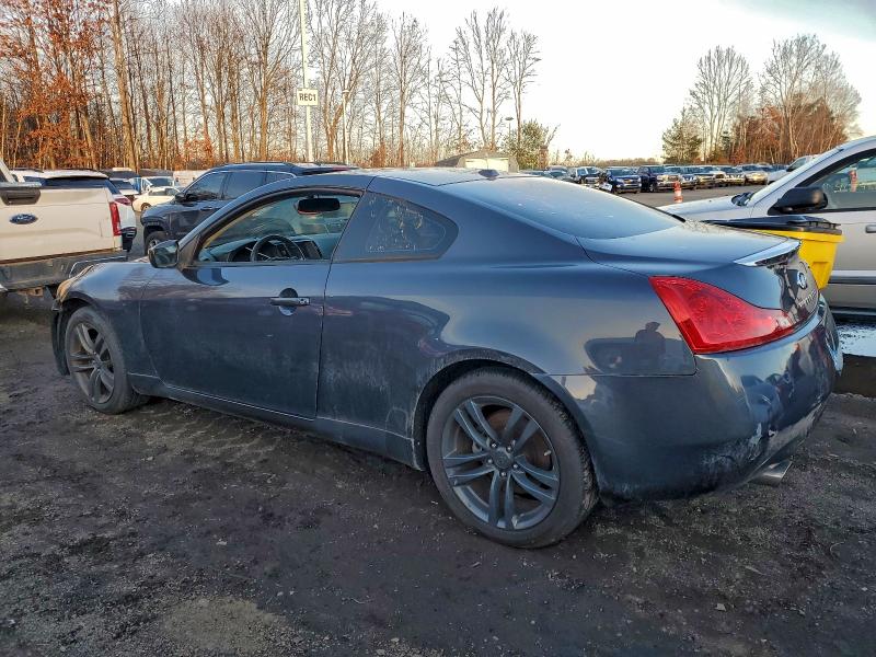 2009 INFINITI G37 #3301713392