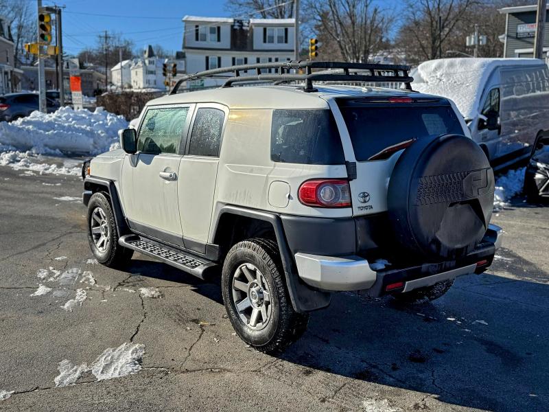 2014 TOYOTA FJ CRUISER #3308237203