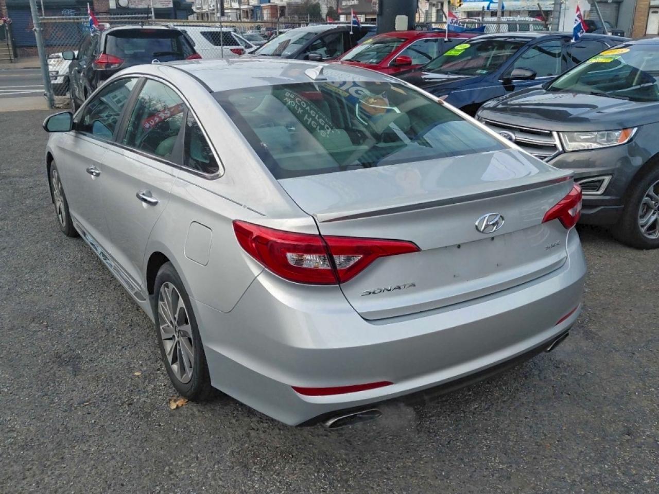 Lot #3311463246 2015 HYUNDAI SONATA SPO