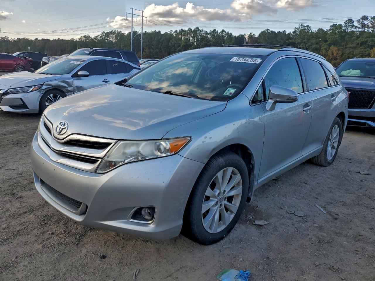 TOYOTA VENZA LE