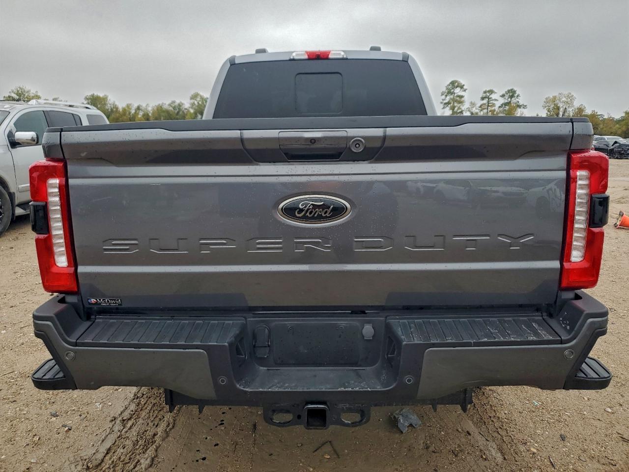 FORD F-250 SUPER DUTY