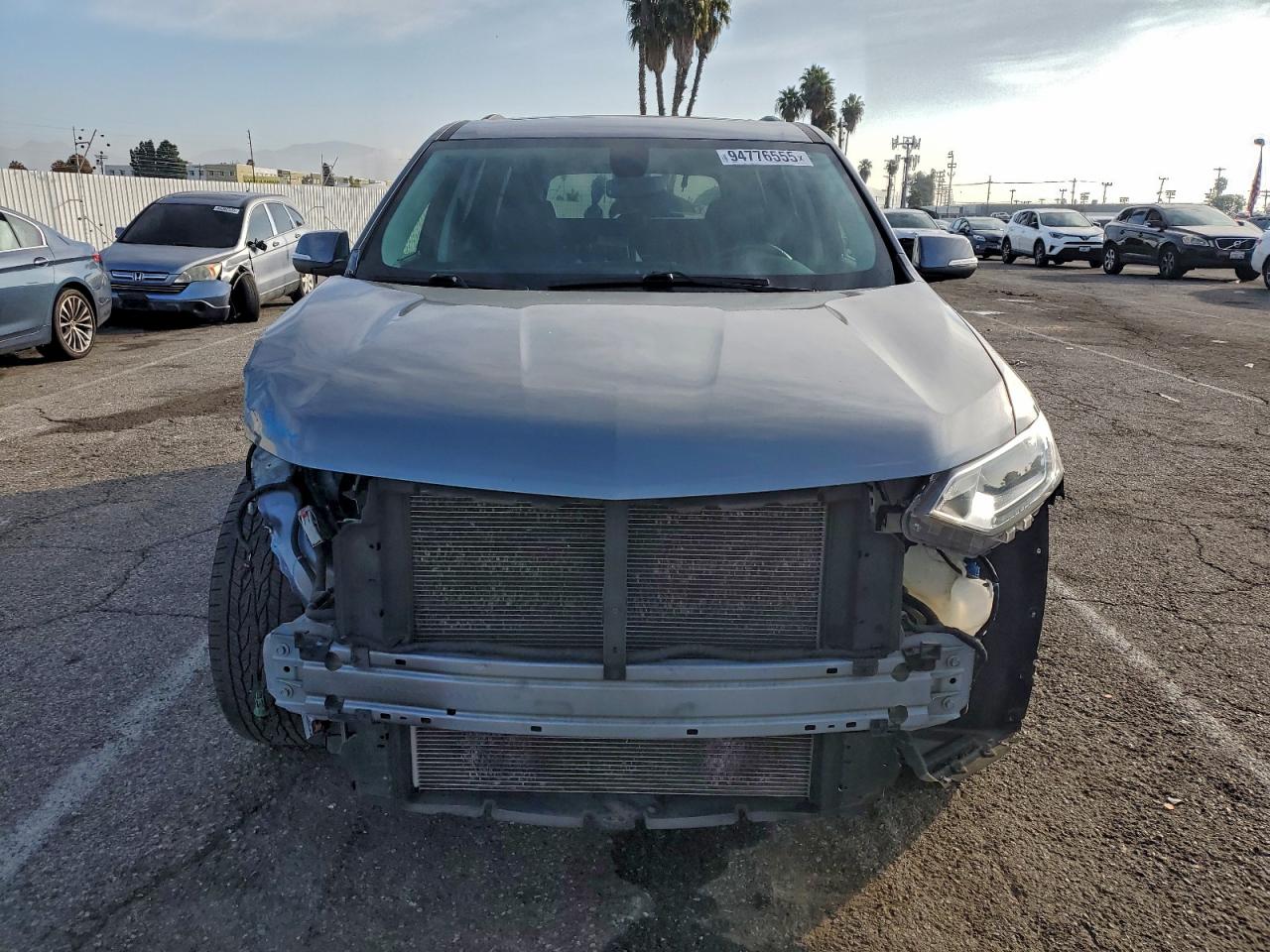 CHEVROLET TRAVERSE LT