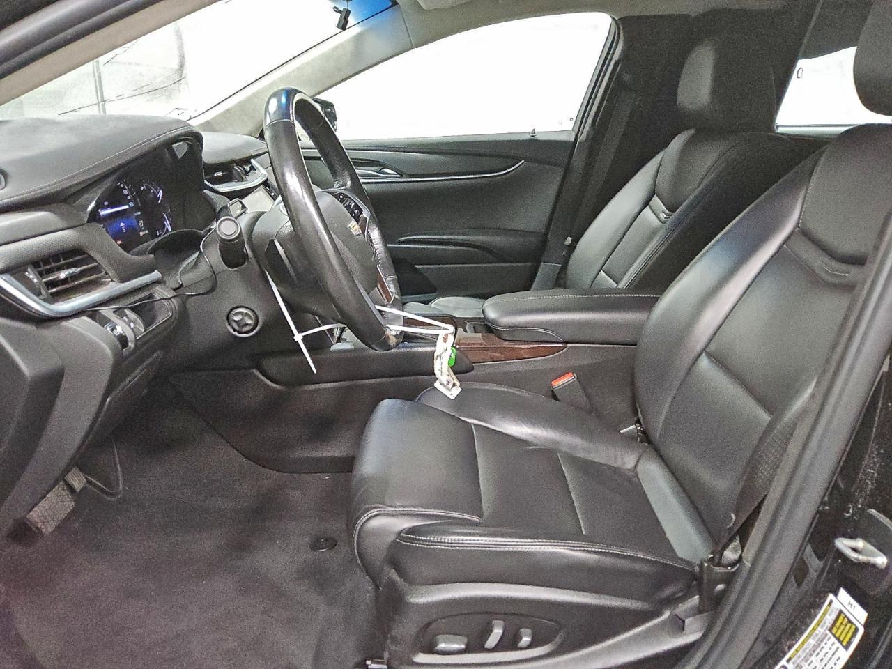 Lot #3312396127 2017 CADILLAC XTS FUNERA