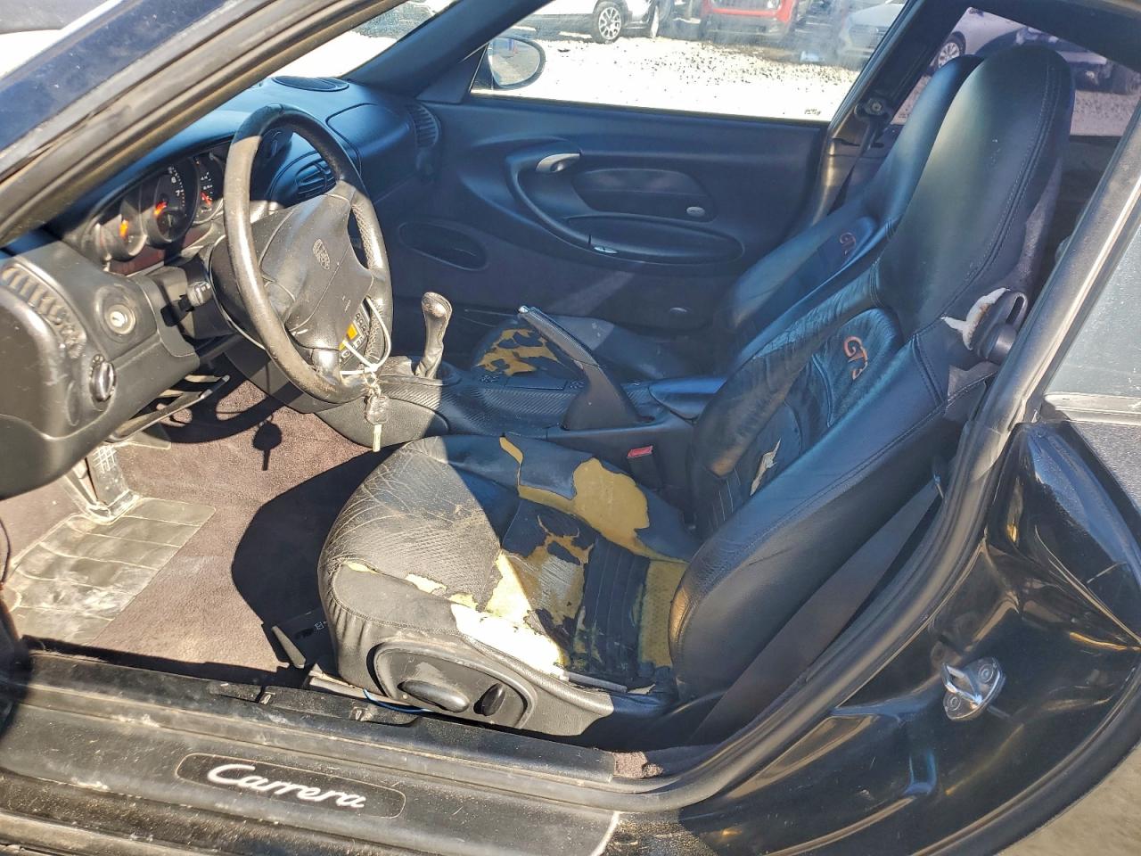 Lot #3315943092 2001 PORSCHE 911 CARRER