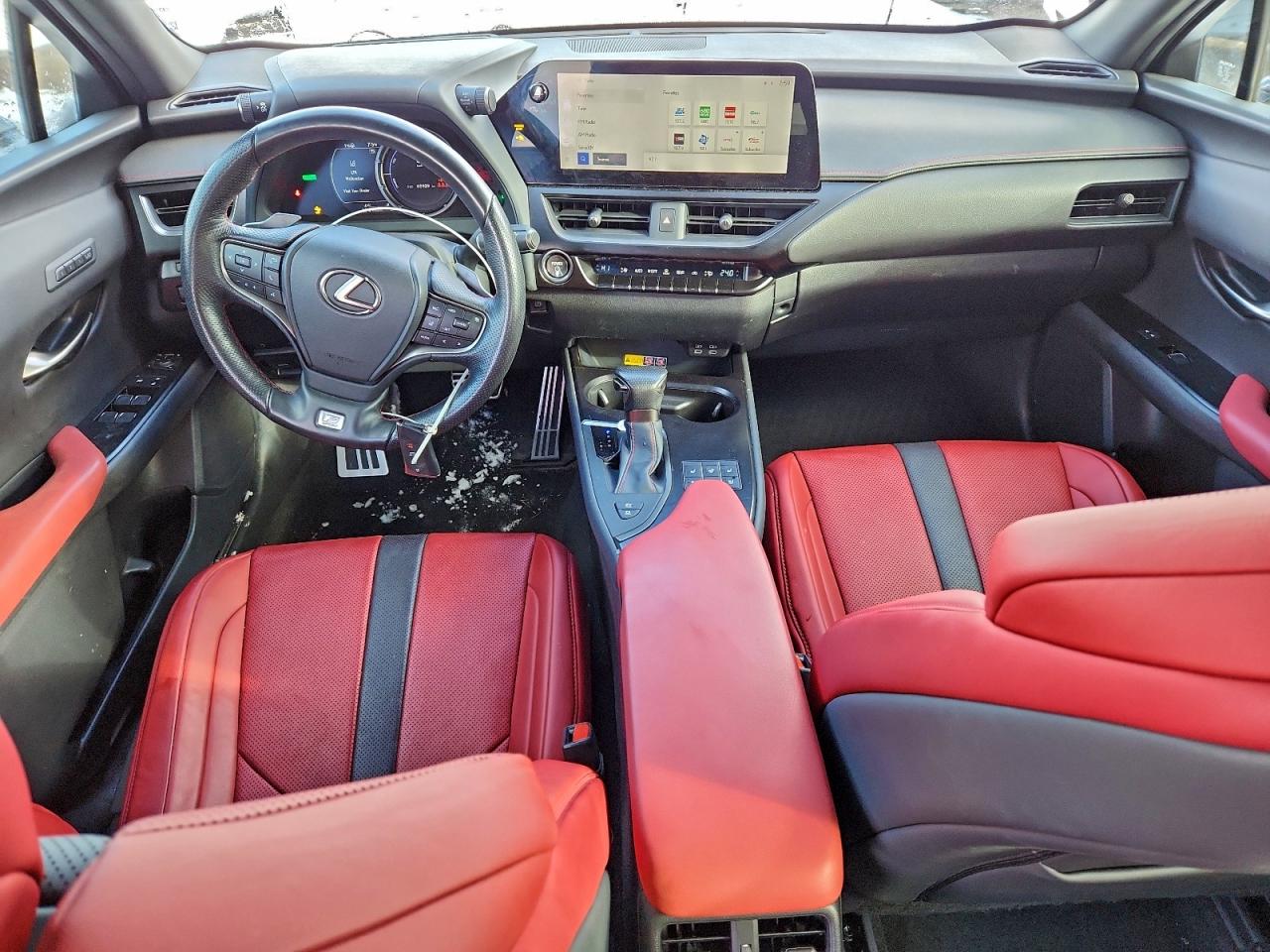 LEXUS UX 250H PREMIUM