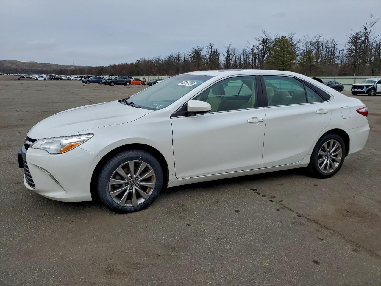 TOYOTA CAMRY LE