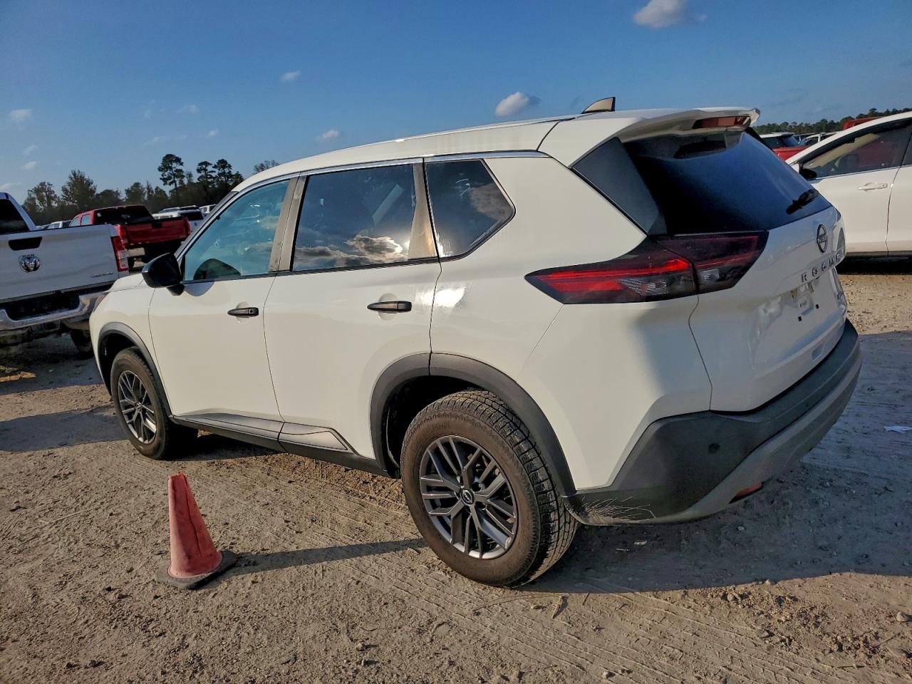 Lot #3316035221 2023 NISSAN ROGUE S