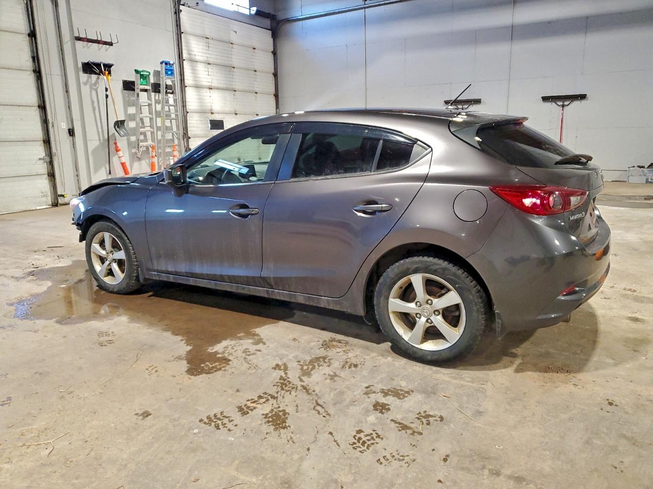 MAZDA 3 TOURING
