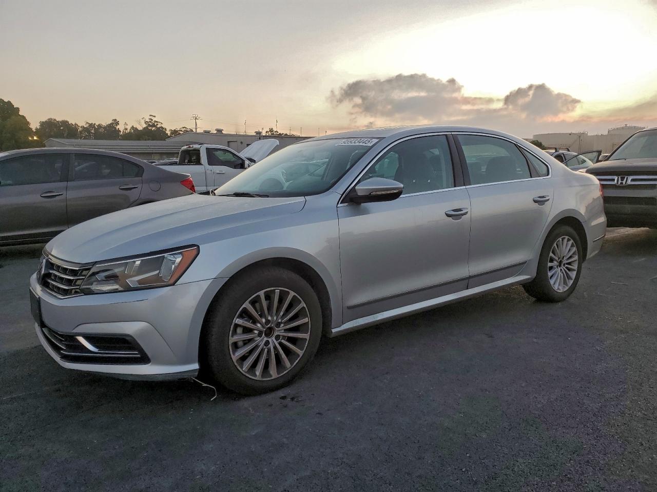 Lot #3309389980 2017 VOLKSWAGEN PASSAT SE