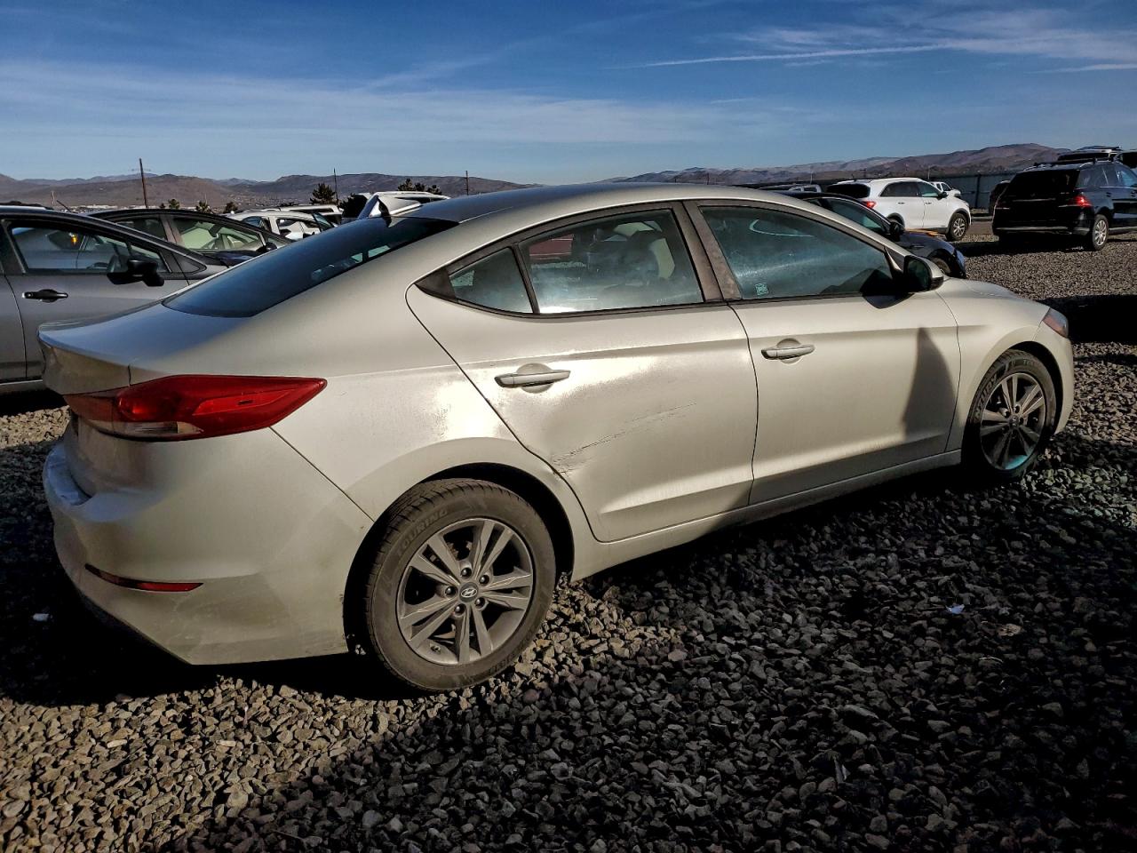 Lot #3315947080 2017 HYUNDAI ELANTRA SE