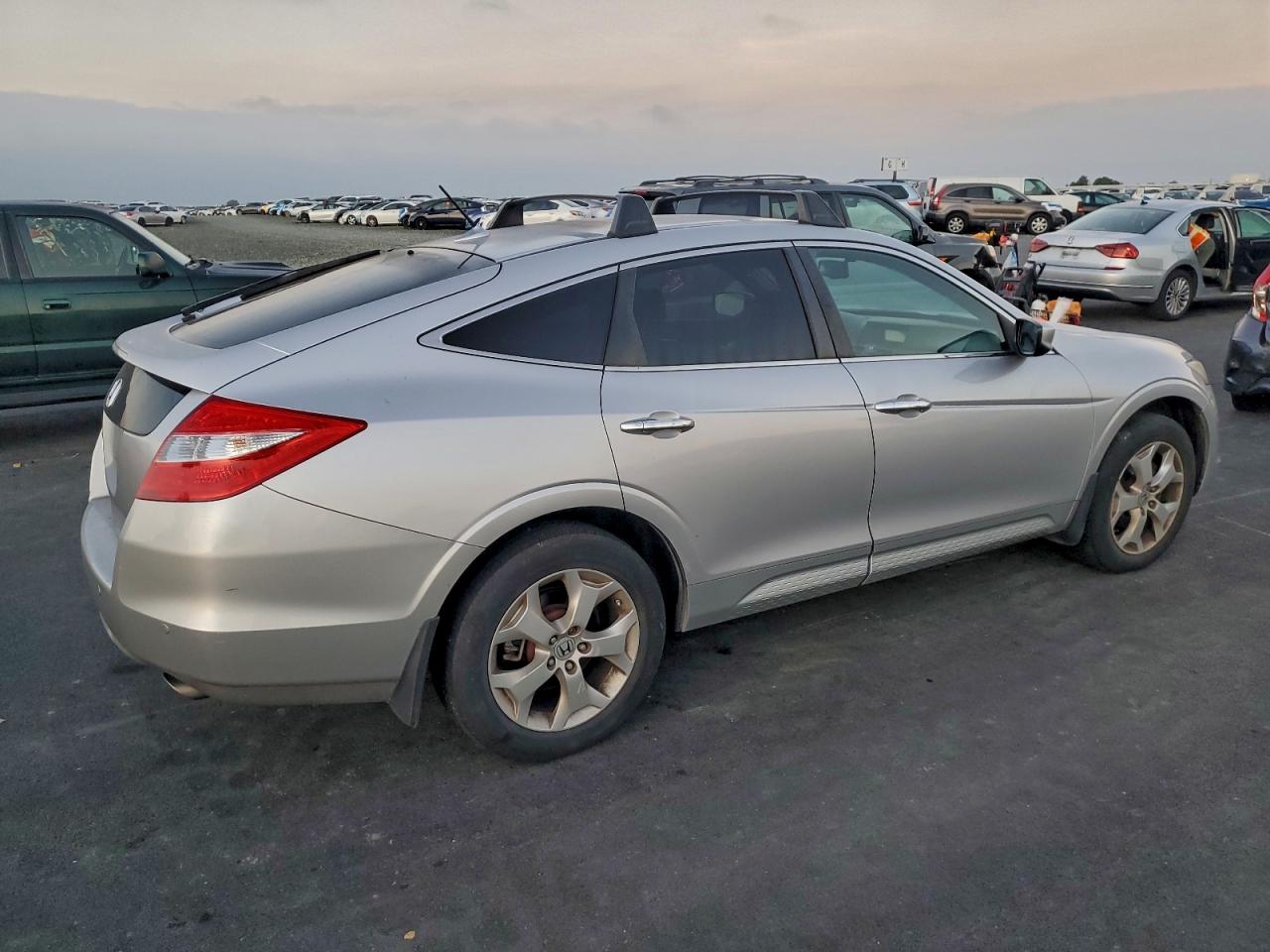 Lot #3309389983 2010 HONDA ACCORD CRO