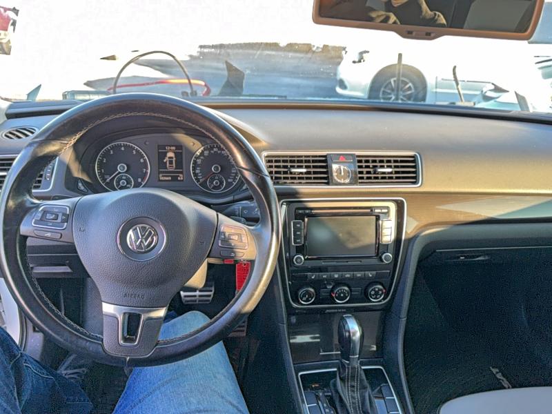 2014 VOLKSWAGEN PASSAT SE #3305217016