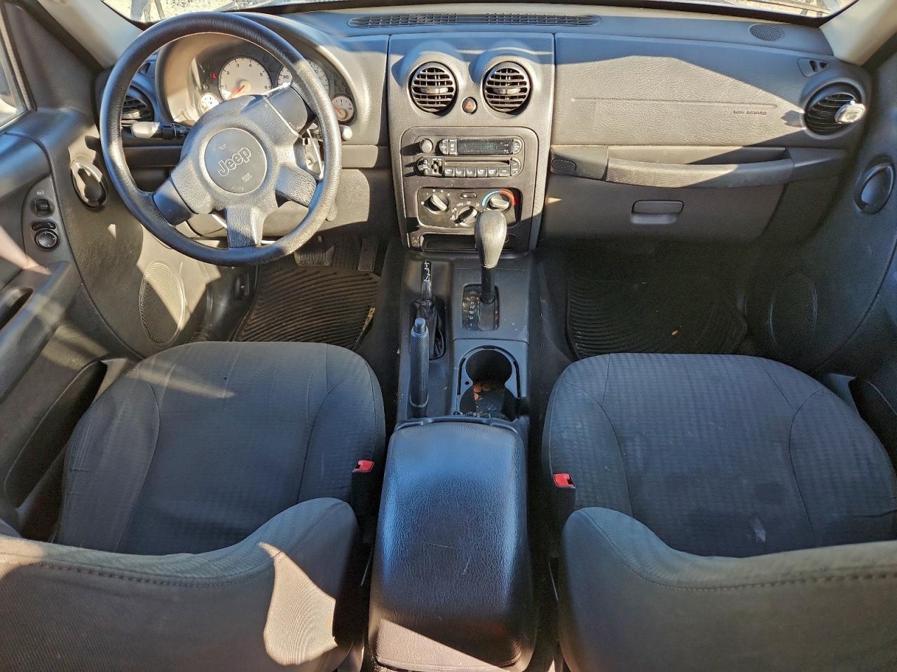 Lot #3303052646 2004 JEEP LIBERTY SP