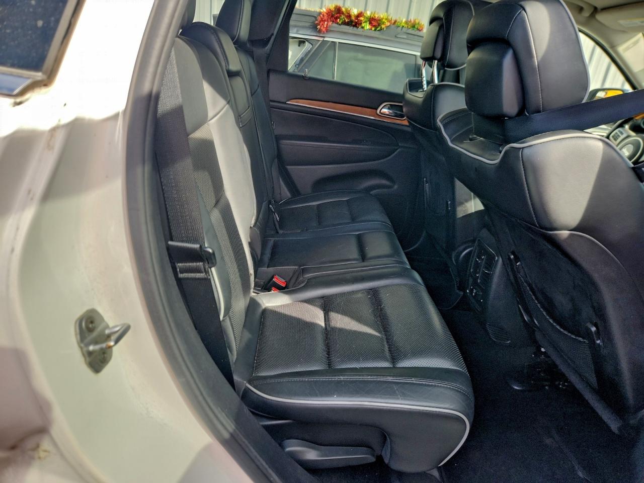 JEEP GRAND CHEROKEE OVERLAND