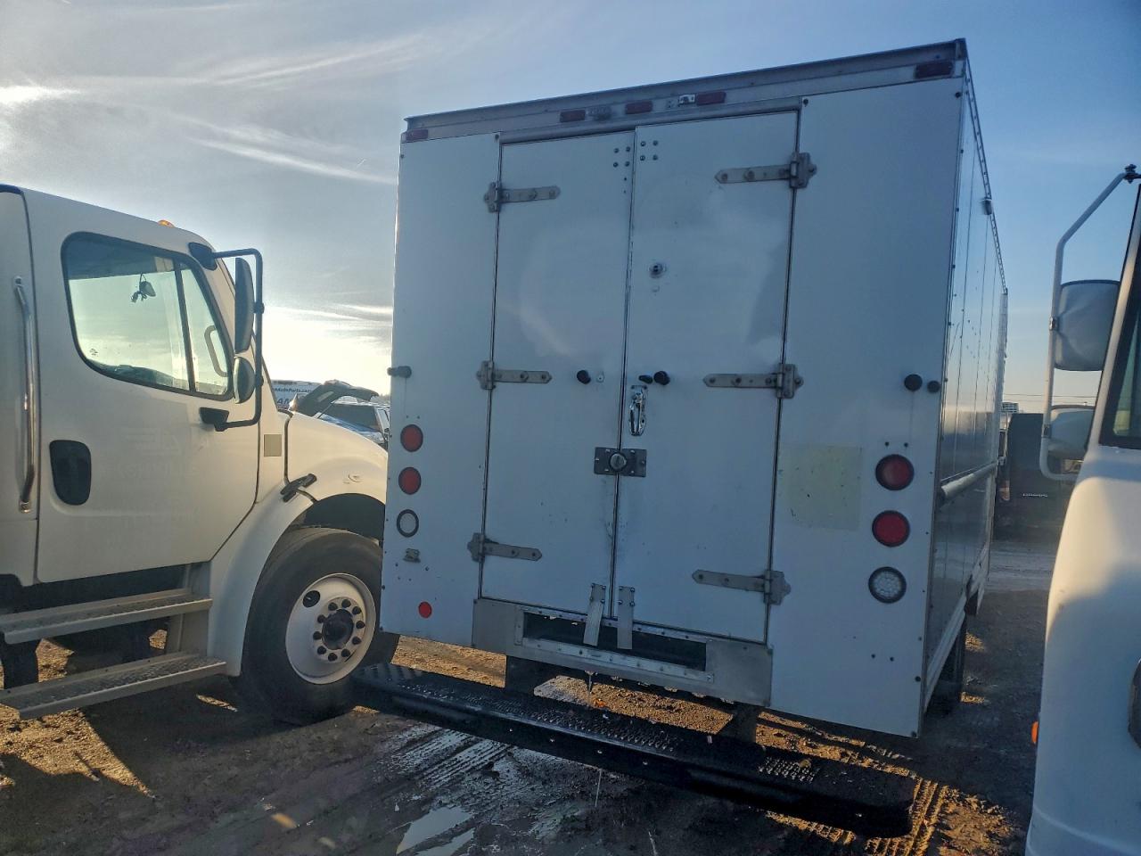 Lot #3305655721 2008 FORD E250