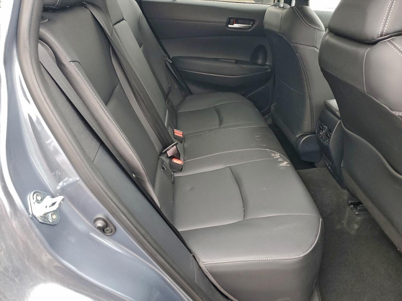 TOYOTA COROLLA CROSS XLE