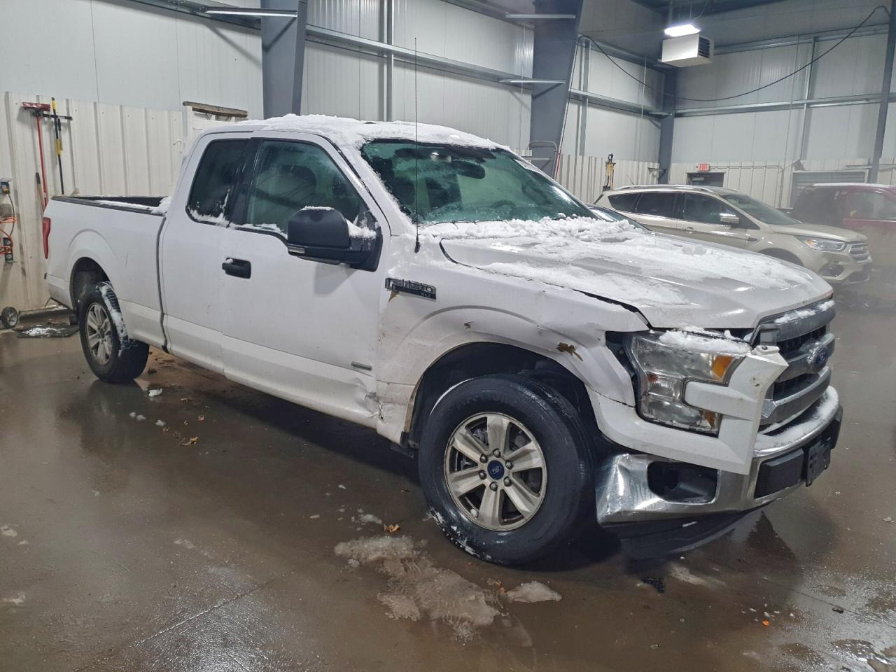 FORD F-150 SUPER CAB