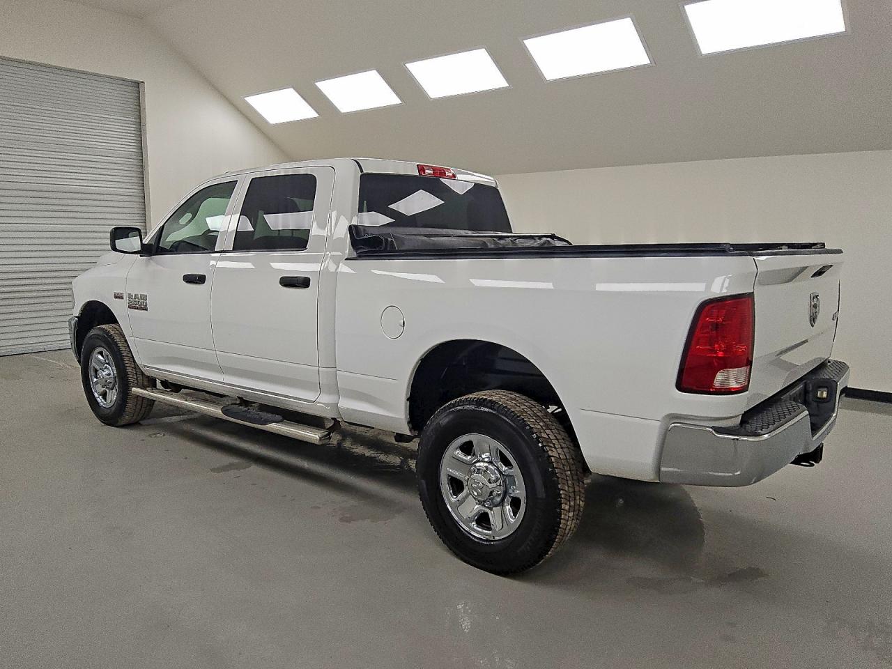 Lot #3317828198 2018 RAM 2500 ST