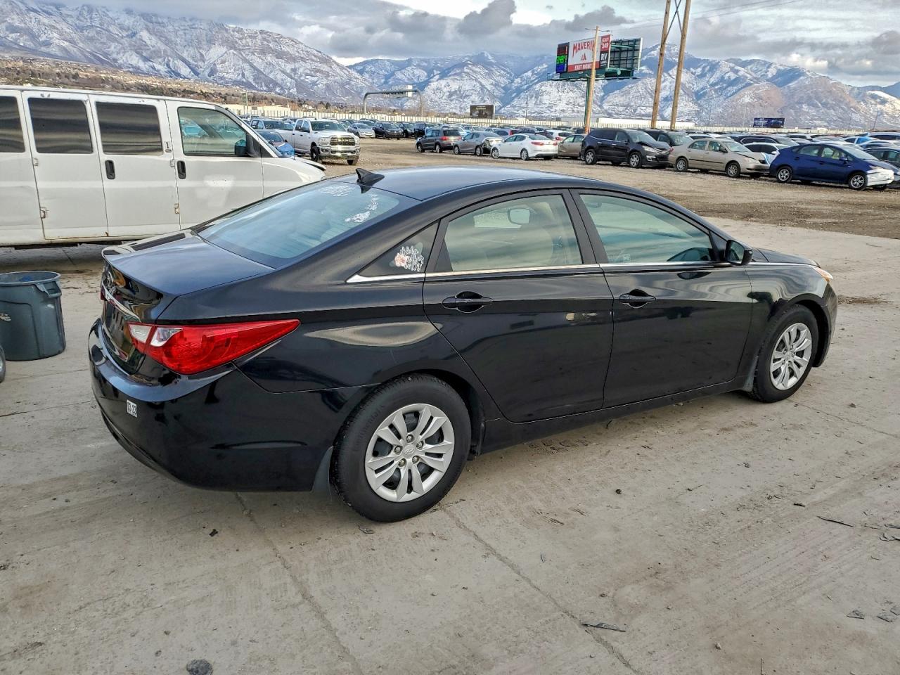 Lot #3304935565 2011 HYUNDAI SONATA GLS