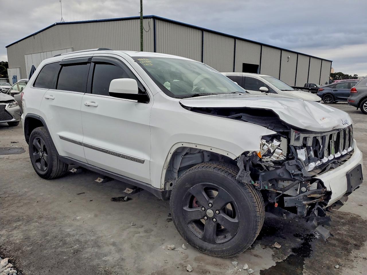 JEEP GRAND CHEROKEE LAREDO