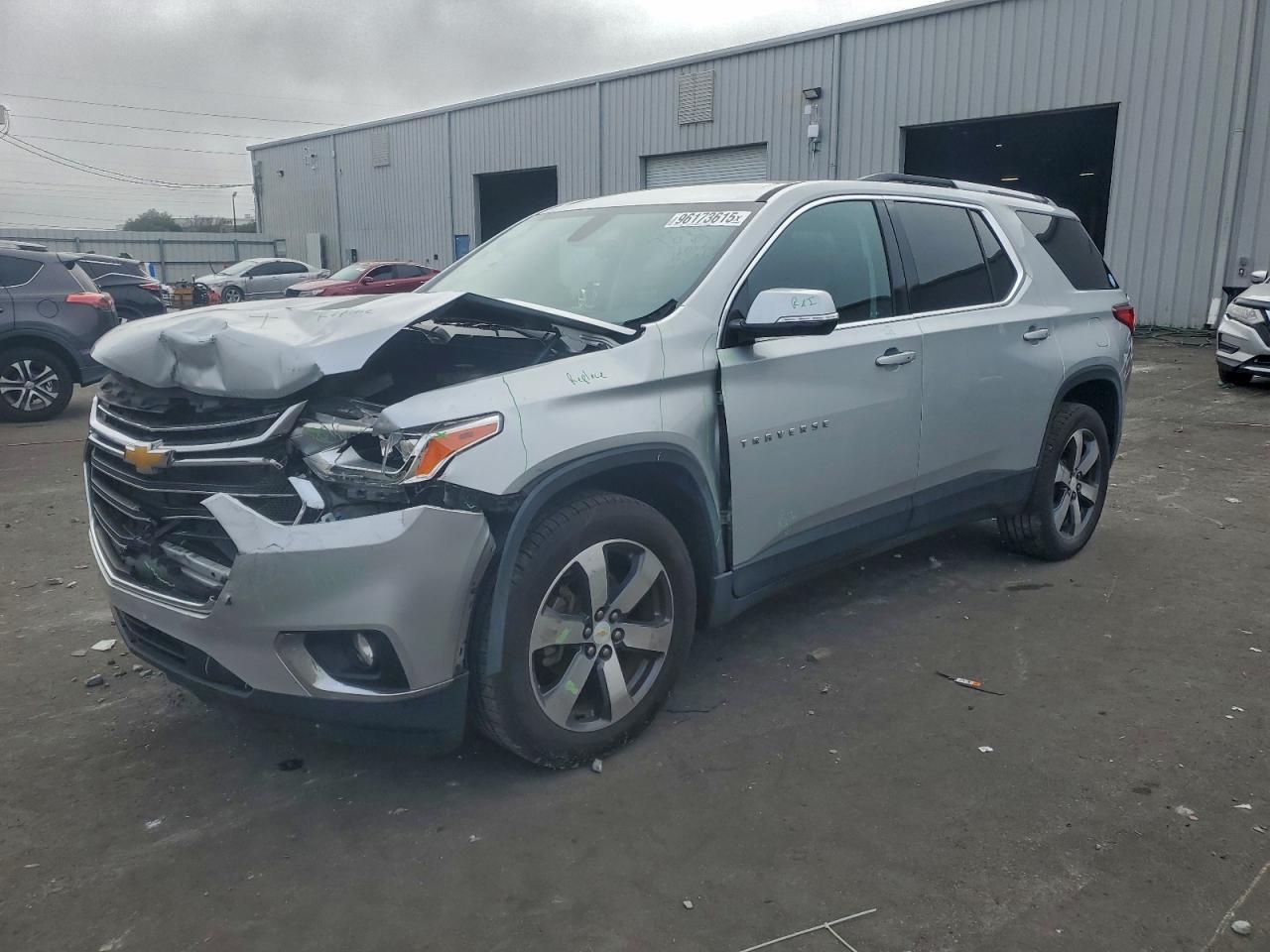 CHEVROLET TRAVERSE LT