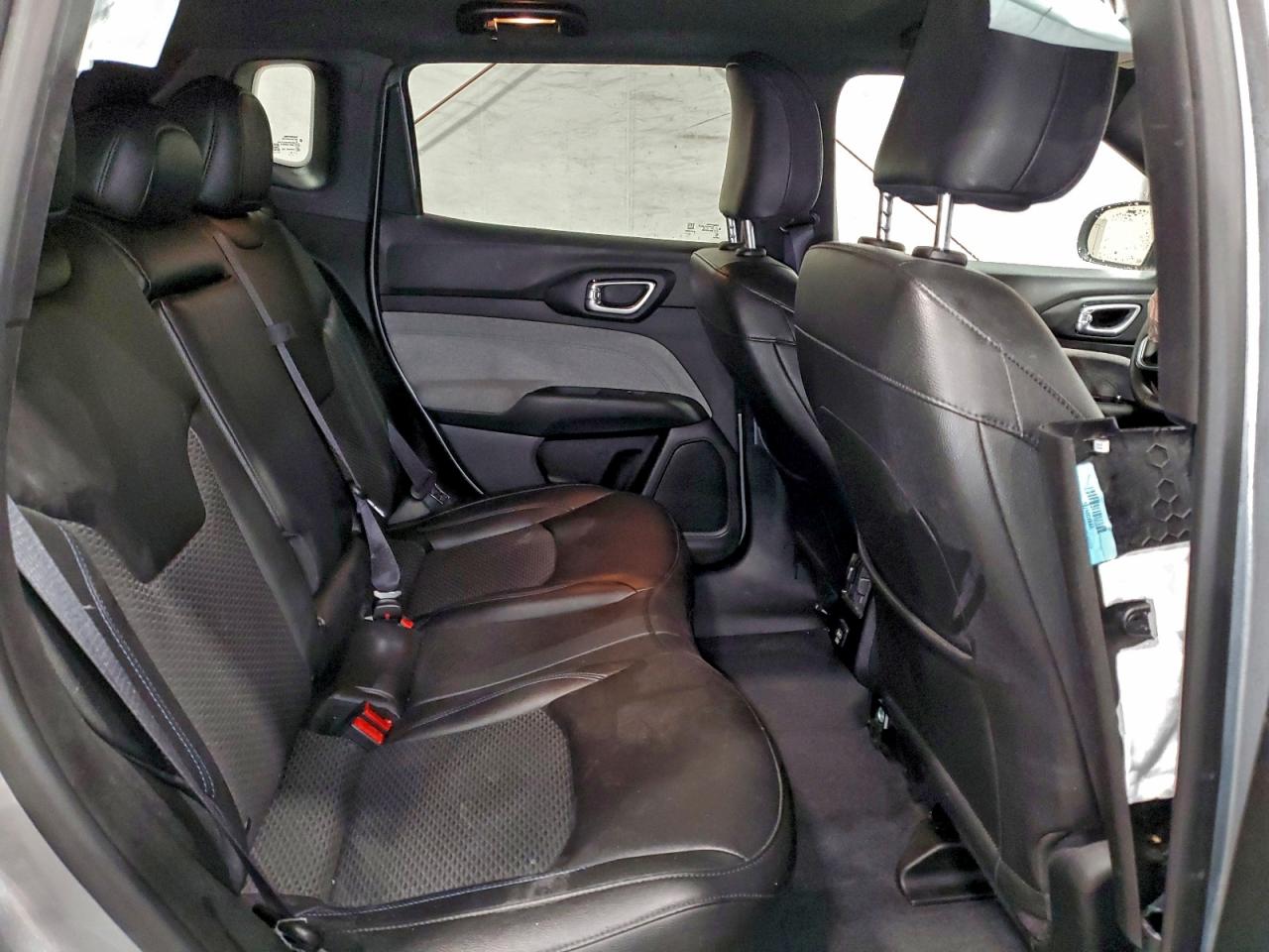 JEEP COMPASS LATITUDE